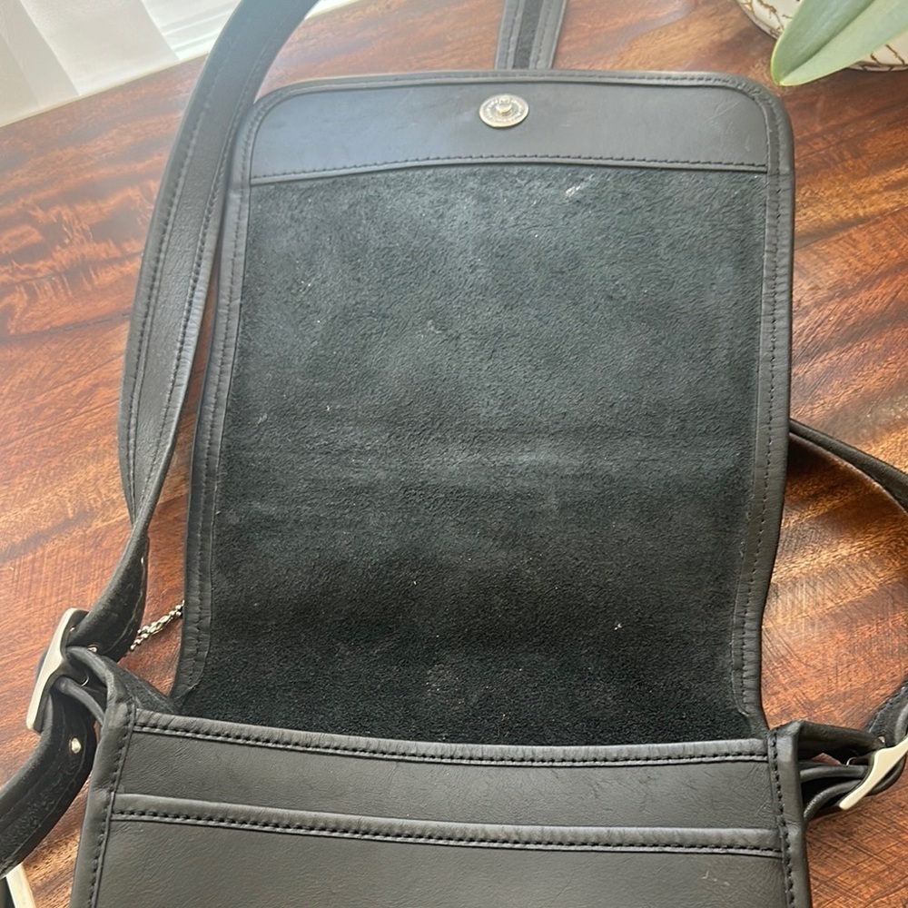 Coach Black Messenger Bag with Textured Finish - Picture 6 of 16